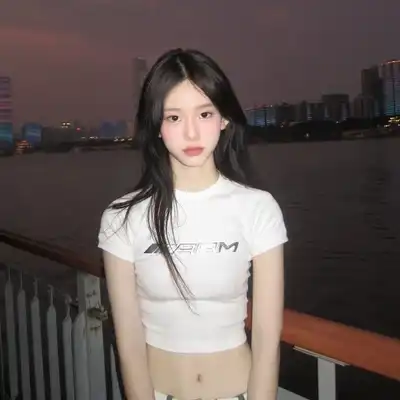 谭彤